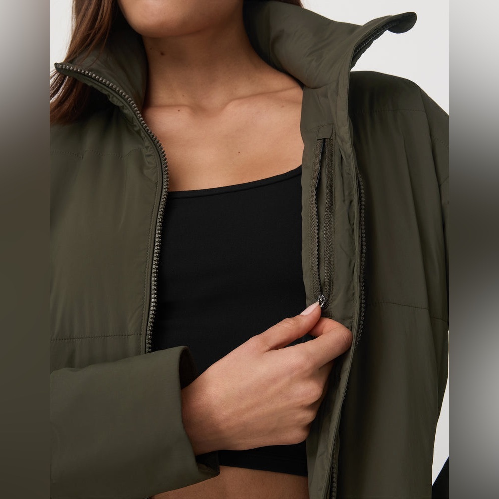 Vuori Olive Green Women's Jacket - Picture 5 of 7